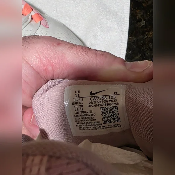 Nike Air Zoom Pegasus Road Running Womans Size 11, EUC - Picture 7 of 7